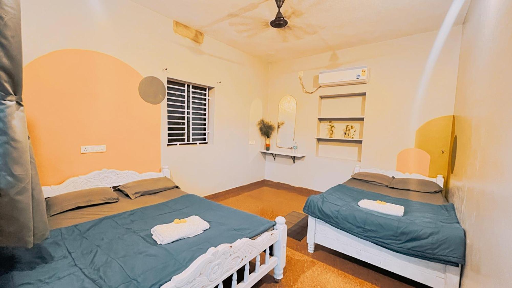 Gokarna Beach Stays By Tune Of Ocean エクステリア 写真